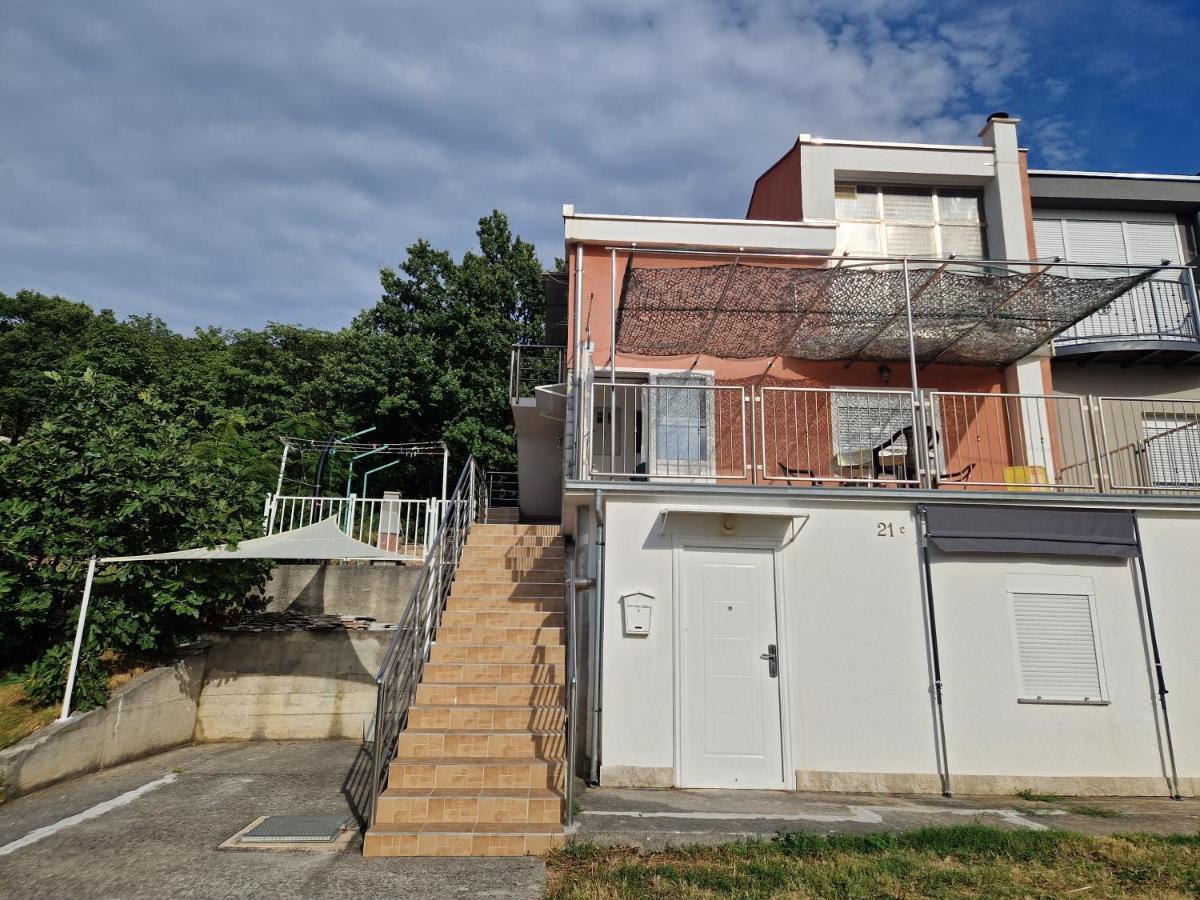 Apartmani Igercic Stinica Esterno foto